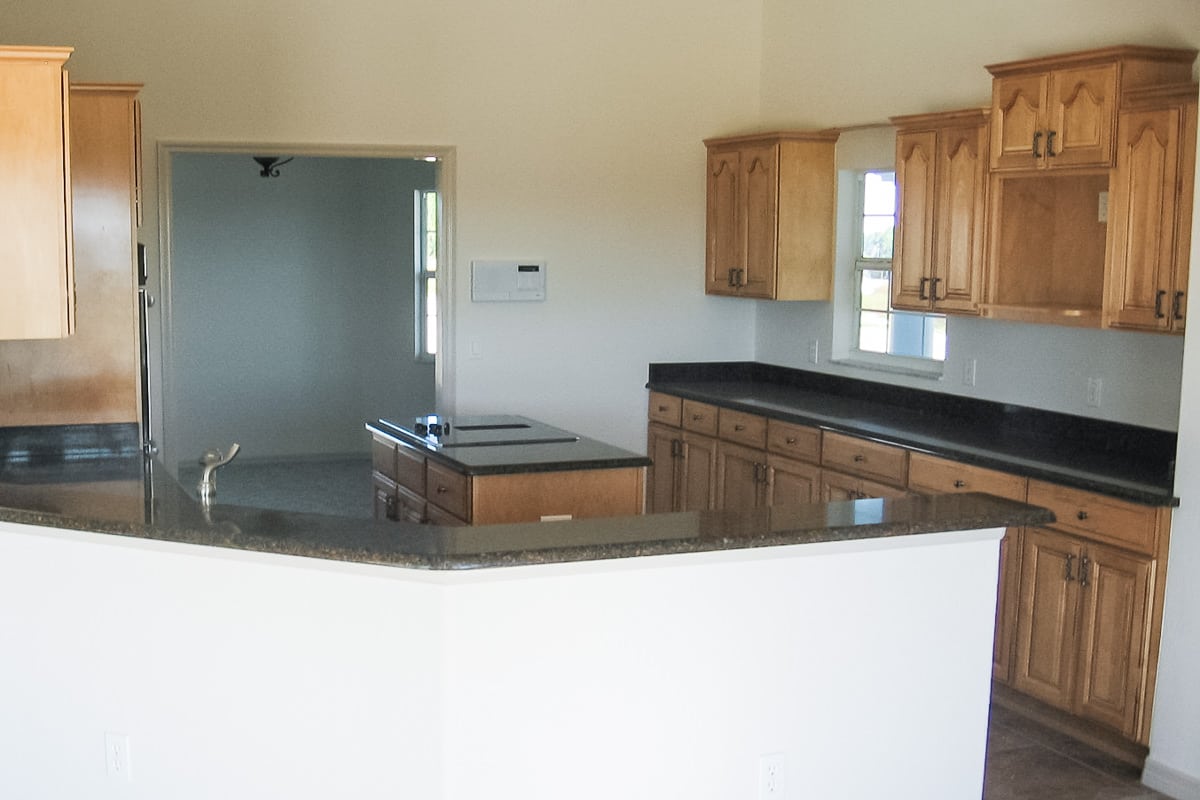 Drifton - Kitchen Wood Cabinets - Curington Homes - Ocala Florida Contractor