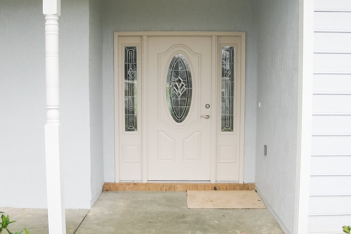 Jamestown - Front Entry Door - Curington Homes - Ocala Florida Contractor