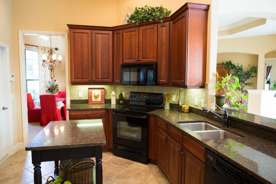 Windemere - Kitchen - Wood Cabinets - Curington Homes - Ocala Florida Contractor